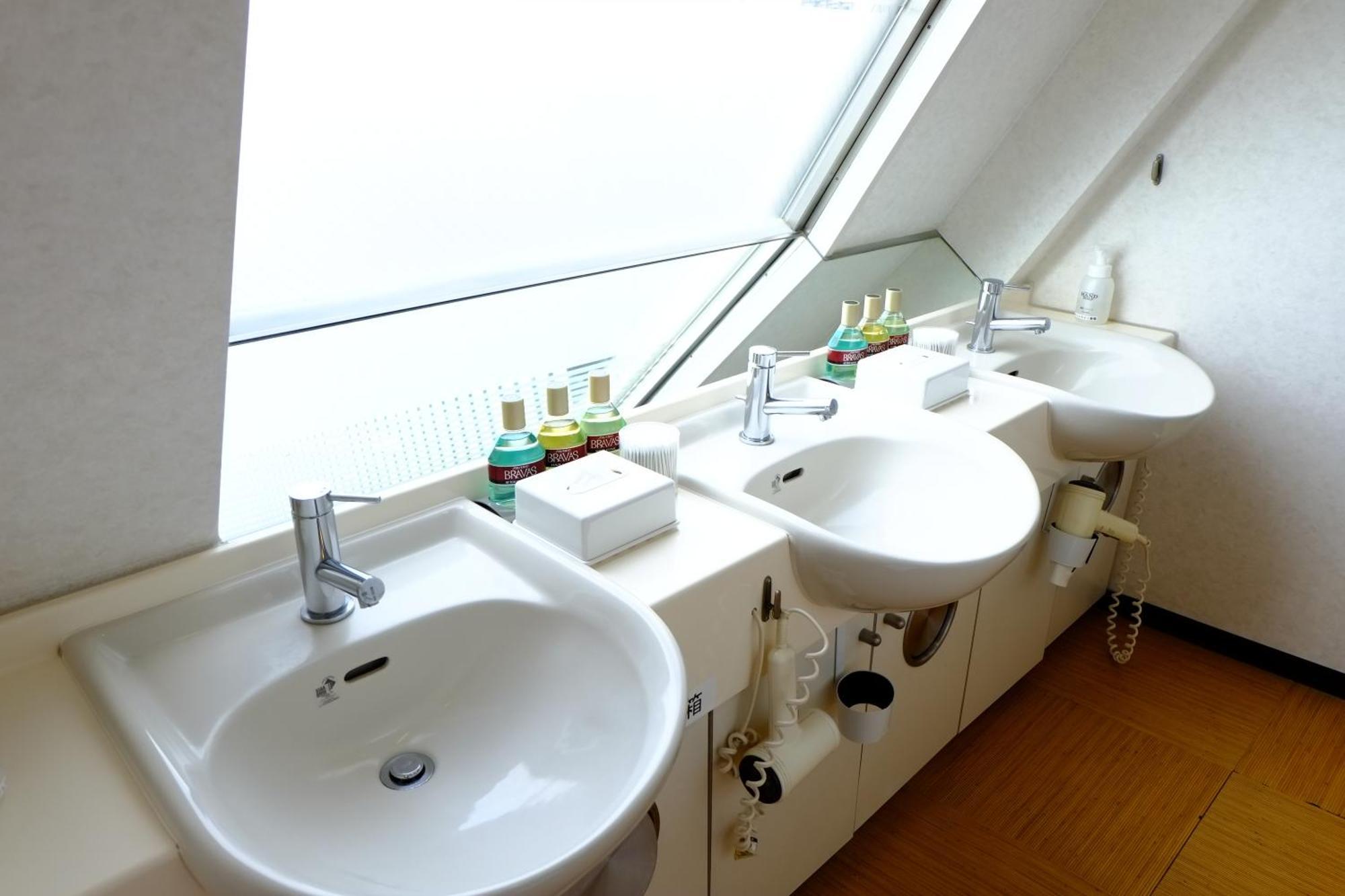 Hotel Check In Shimbashi Tokyo Dış mekan fotoğraf